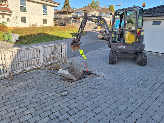 Bilde fra LILLESTRØM GRAVESERVICE AS i Rælingen