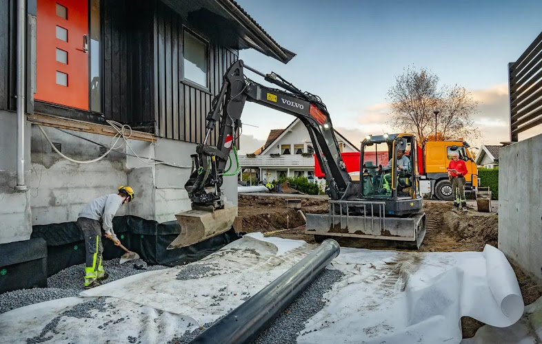 Bilde fra R O LARSEN MASKIN AS i Revetal